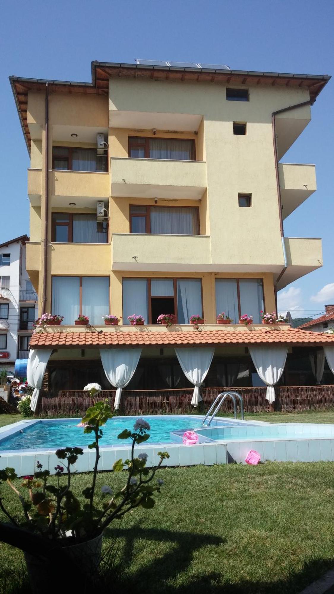 Sharkov Family Hotel Ognyanovo  Exterior photo